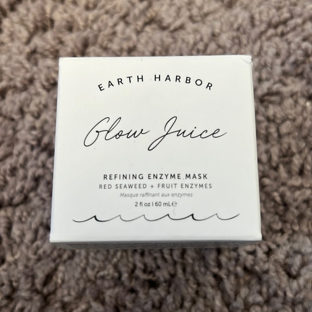 Earth Harbor Glow Juice Mask